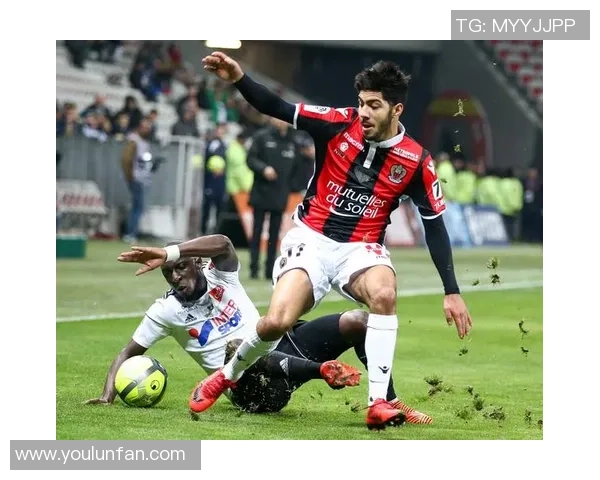 第14场圣埃蒂安对马赛比赛因故延期引发球迷热议与关注